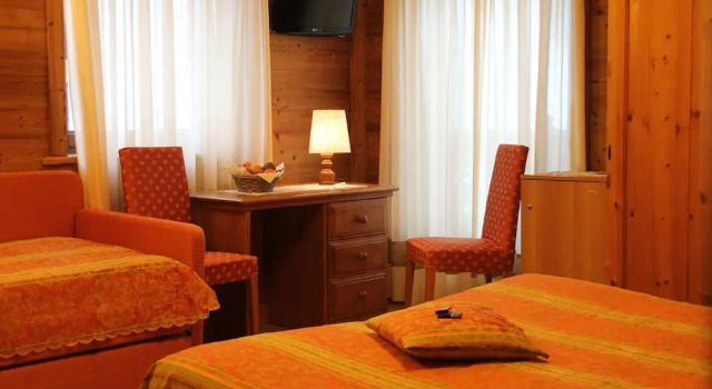 Четырёхместный номер Standard Hotel Granta Parey