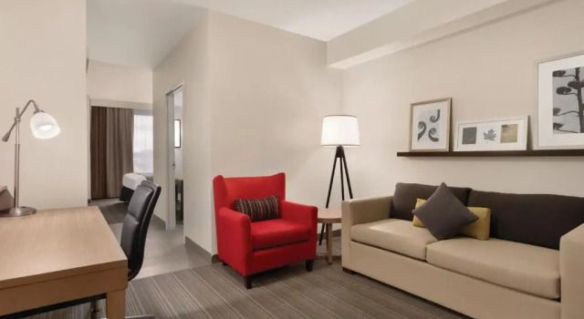 Двухместный люкс c 1 комнатой Country Inn & Suites by Radisson, Belleville, ON