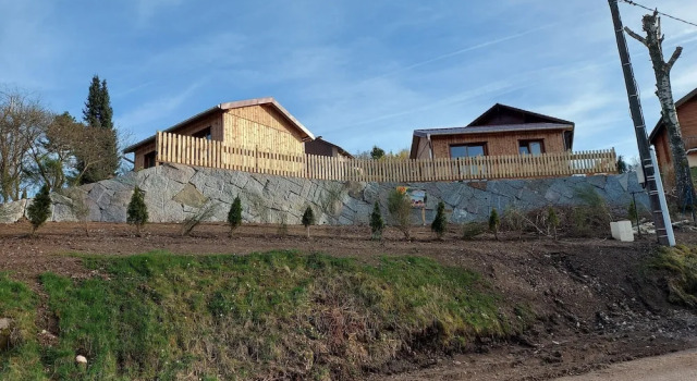 2 Chalets for 4 People