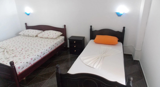 Hotel Infinity, Varaa Hotelli Sarandë Vlorë County