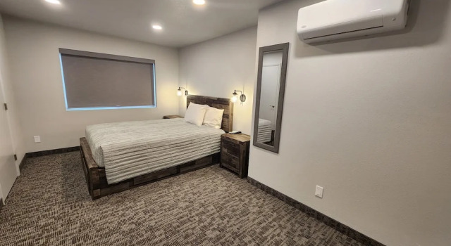 Семейный люкс с 2 комнатами Aquarius Inn