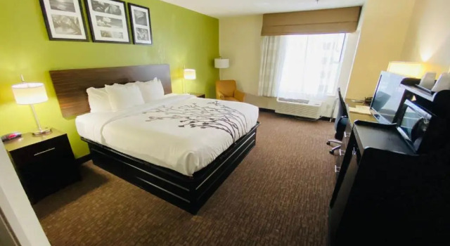 Номер Standard Sleep Inn & Suites Jacksonville near Camp Lejeune