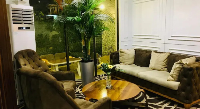 T E L E By Summerset Continental Hotel, Prenota Hotel Hotel a Bwari con parcheggio, Parcheggio