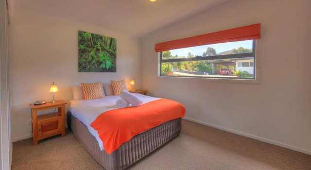 Ocean View Cottages - Essentially Tas Dover, Prenota Hotel Dover Huon Valley