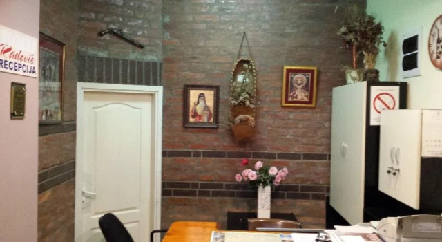 Konak Radovic, Book Hotel Valjevo Central Serbia