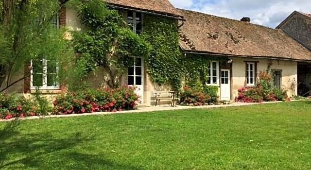 le Clos de la Livre, Rezervați Bed and Breakfast Fontaine-sur-Ay Champagne