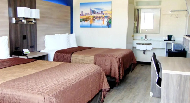 Четырёхместный номер Standard Somatel Nashville Airport