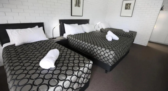 Семейный номер Standard The Town House Motor Inn
