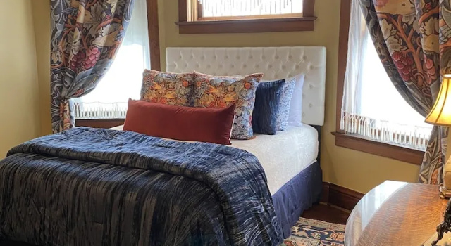 Апартаменты Presidential с 2 комнатами с видом на город Vineyard Mansion B&B