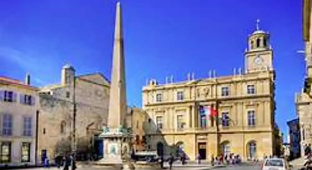 Apartment With 2 Bedrooms in Arles, With Wifi - 30 km From the Beach