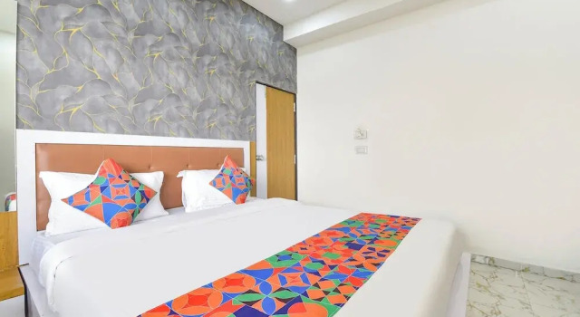 Номер Premium FabHotel The Gagan Palace