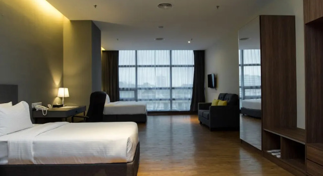 Полулюкс Imperial Regency Suites & Petaling Jaya