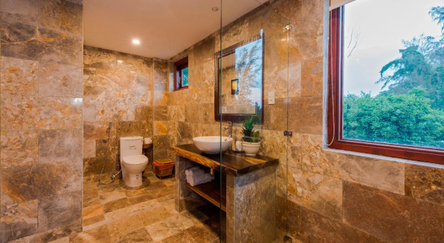 Трёхместный семейный номер Standard с балконом и с видом на сад Louis Villa Hoi An
