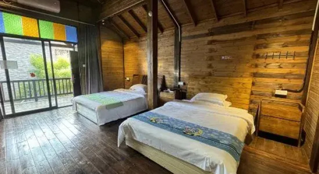 Семейный люкс Shijian Story Hostel