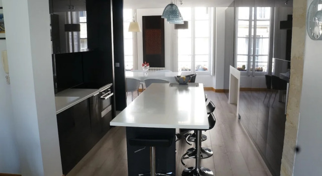 Immoservice33 Bordeaux Sainte Catherine, Rezerwuj Hotel Hotele w Gironde z parkingiem, Parking