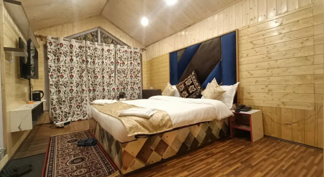 Номер Deluxe Hotel Pahalgam View