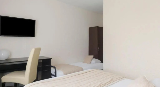 Трёхместный номер Standard The Originals City, Hôtel Paris Sud, Orly-Draveil