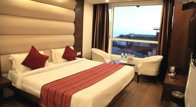 Номер Deluxe Hotel Royal Queen