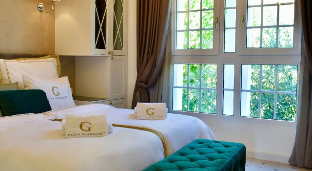 Люкс Presidential Villa Giardino Heritage Boutique Hotel Bol