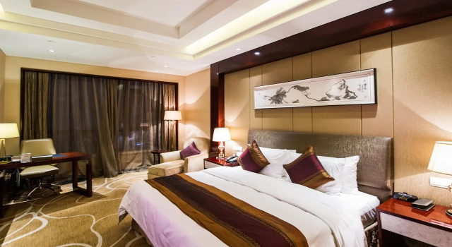 Howard Johnson Nanshan Plaza Bengbu, Prenota Hotel Bengbu Anhui