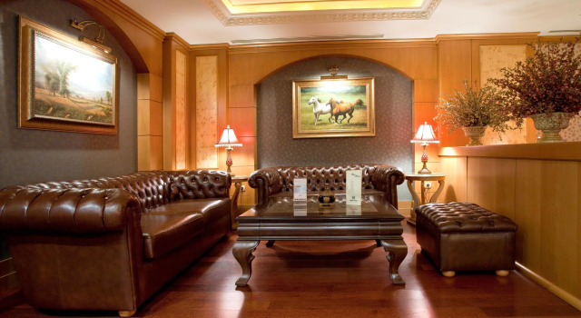 Oran Hotel