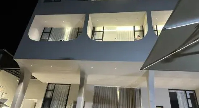 Dali Linting·Designer Smart Homestay (Erhai Xiaoputuo Branch), Prenota Hotel Hotel a Dali con parcheggio, Parcheggio
