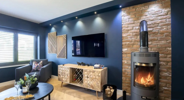 Коттедж Elliot Oliver- Superior 6 Bedroom House With Hot Tub And Log Burner