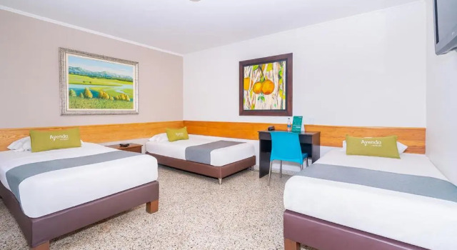 Standard triple chambre Hotel Oasis