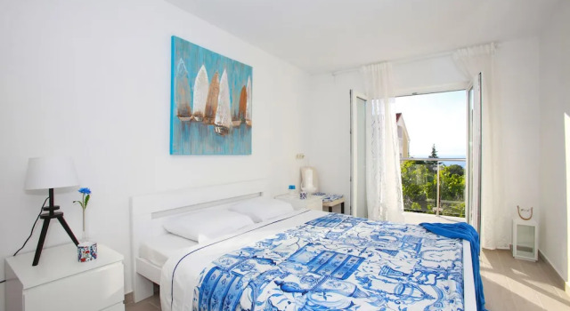 Апартаменты с 2 комнатами с балконом и с видом на море Apartments Melin