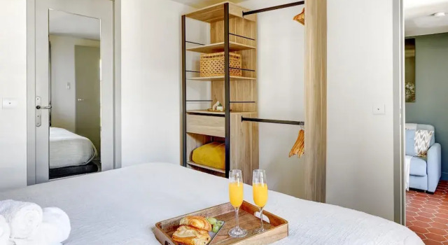 Stylish Le Marais 1BR - Heart of Paris, Забронировать Апартаменты/квартира Париж Иль-де-Франс, рядом с Станция метро Rambuteau