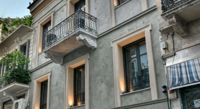 Athens Dom Hotel, Забронировать Отель Отели Афины с бассейном, рядом с Театр Каролос Коун "Театрон технис", Бассейн