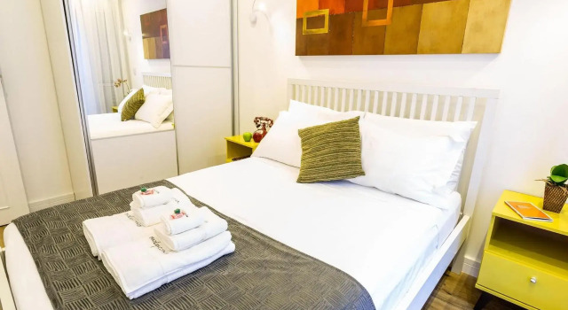 Apartamento 2 Quartos, Lindo, Aconchegante na Praça Pôr do Sol