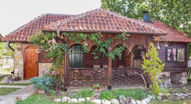Vajat BB, Buchen Sie Hotel Bajina Bašta 