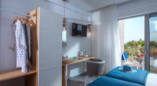 Двухместный номер Deluxe Aeolos Beach Resort