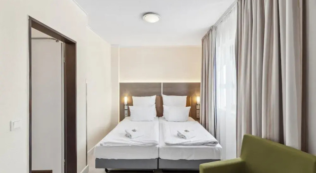 Четырёхместный номер Standard Cityhotel Amadeus - 3 Sterne Superior