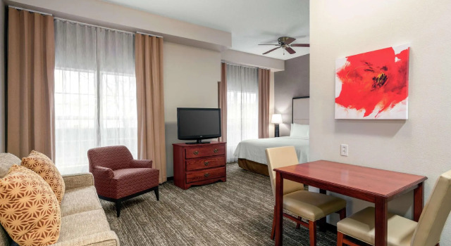 Двухместный люкс Homewood Suites by Hilton Providence-Warwick
