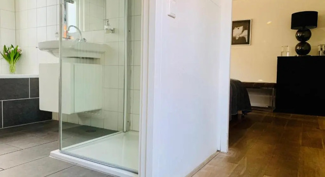 Апартаменты Houseboat Amsterdam