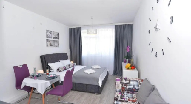 Студия Apartment Small Oasis