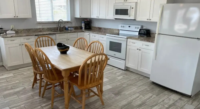 Номер Standard Beachgate Condo Suites And Hotel 217+219 2 Bedroom Condo