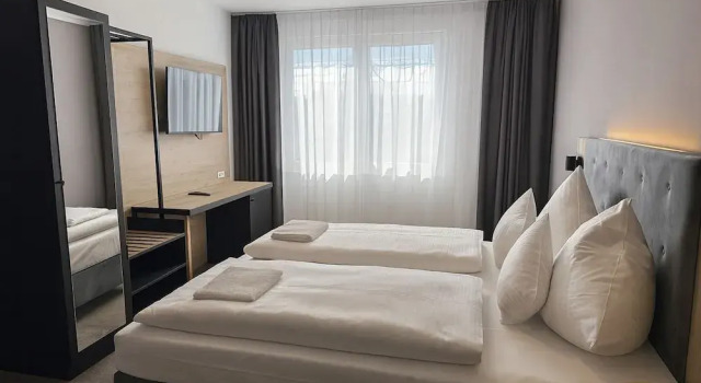 HI Grand City Hotel, Забронировать Отель Ганновер Нижняя Саксония, рядом с GOP Varieté-Theater Hannover