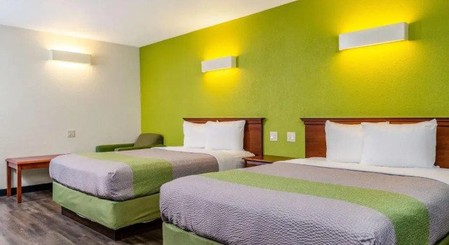 Четырёхместный номер Deluxe Motel 6 Oakdale, Ca