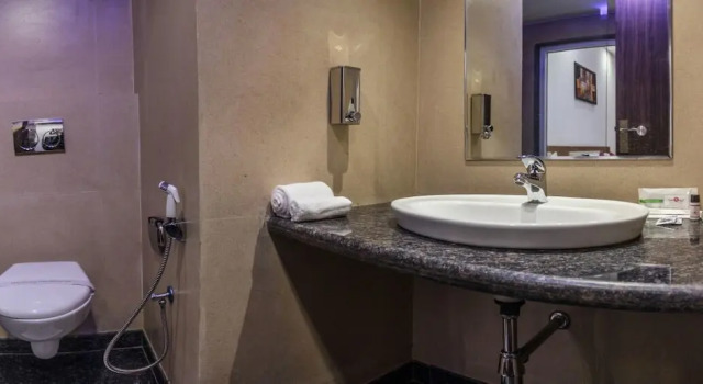 Номер Premium Hotel Suktara International
