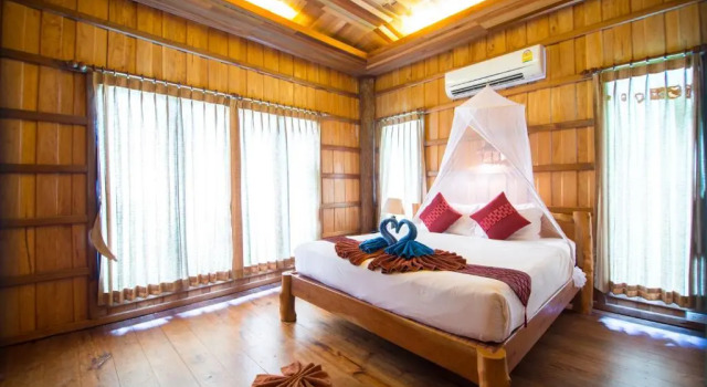 Семейный номер Deluxe Thiw Son Beach Resort