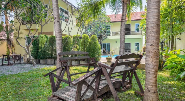 Walking Street Pool Villa by All Villas