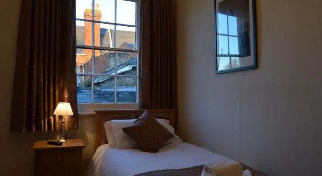 Одноместный номер Standard The Crown Inn Hotel