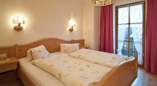Banders Landhaus, Prenota Casa vacanze Hotel a Tirolo con parcheggio, Parcheggio