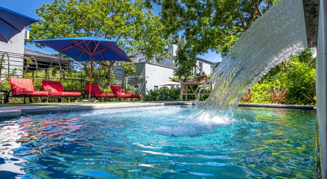 Номер Standard La Fontaine Boutique Hotel by The Oyster Collection