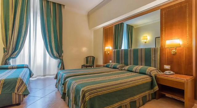 Трёхместный номер Raeli Hotel Lazio
