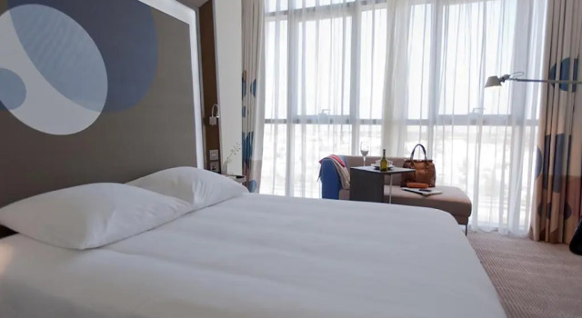 Двухместный номер Superior Novotel Abu Dhabi Gate