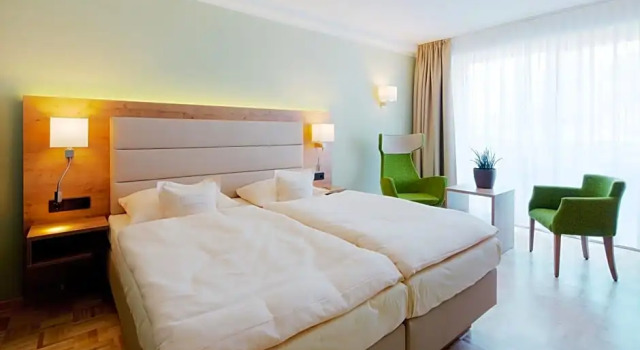 Номер Standard с балконом Bio-Seehotel Zeulenroda